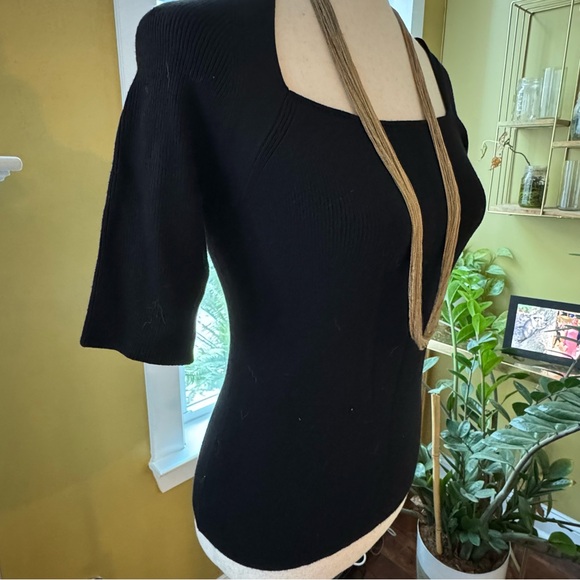 Elie. Ellie Tahari Sz S black, 1/2 sleeve top, perfect under cardi’s and blazers - Picture 3 of 5